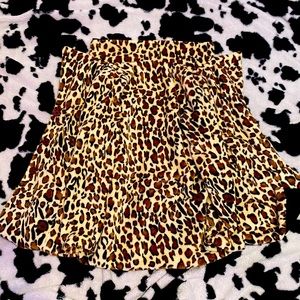 FAKE FUR leopard print jacket button up size medium